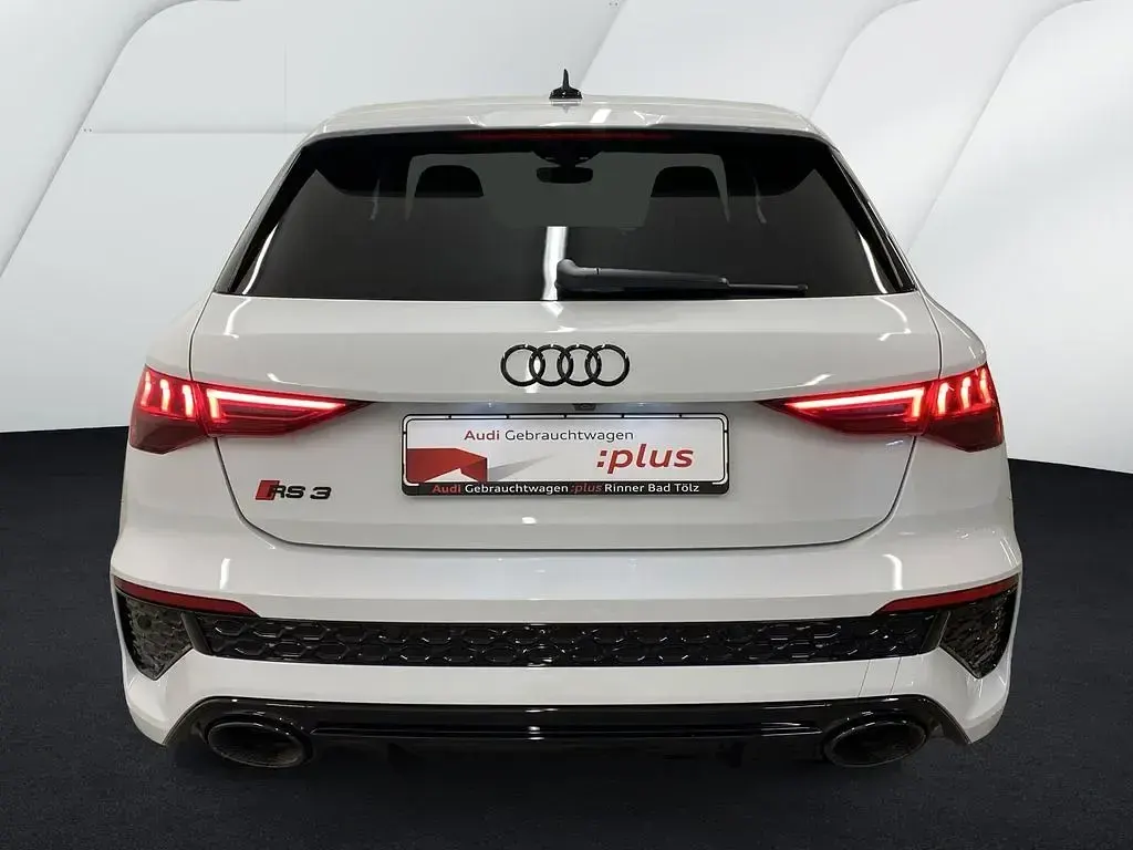 Gebraucht Audi RS3 Sportback Sport 400 PS (294 kW) 2024 Weiß Kleinwagen