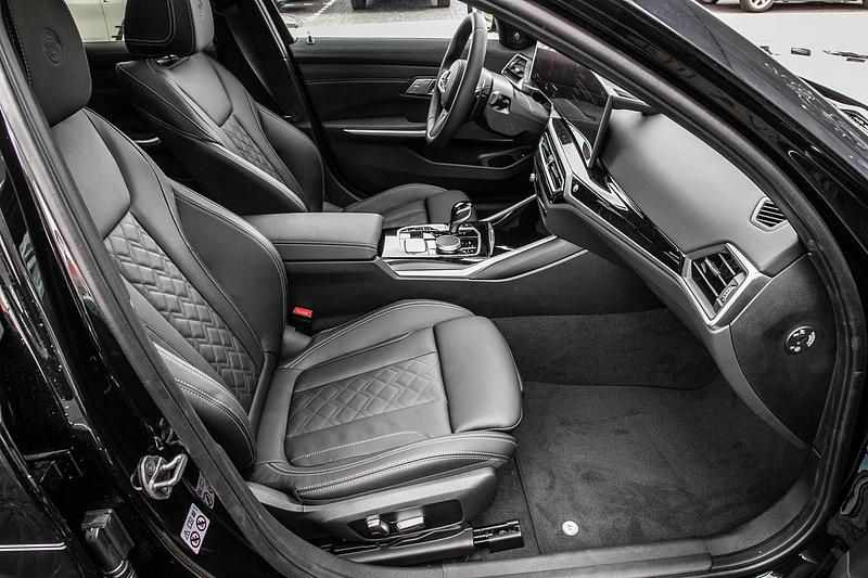 Gebraucht Alpina B3 495 PS (364 kW) 2023 Saphirschwarz metallic Limousine