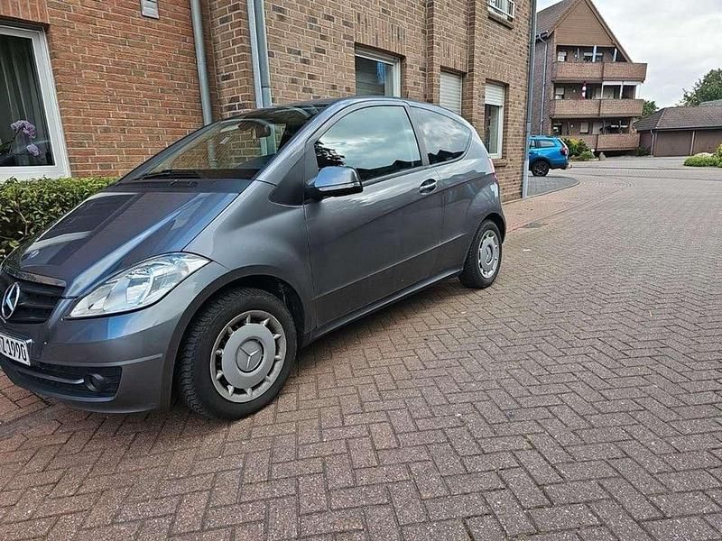 Gebraucht Mercedes A180 109 PS (80 kW) 2009 Van / Kleinbus