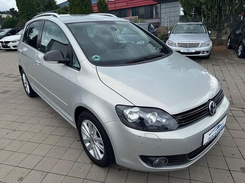 Gold Gebraucht 2012 VW Golf Style Limousine | 7.999 € (Etwas zu teuer) - Bild 1/4