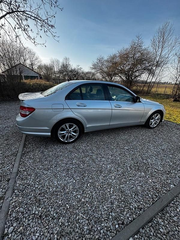Gebraucht Mercedes C200 184 PS (135 kW) 2007 Silber Limousine