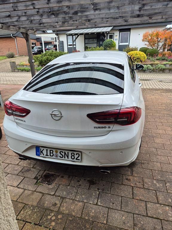 Gebraucht Opel Insignia OPC 260 PS (191 kW) 2017 Weiß Limousine