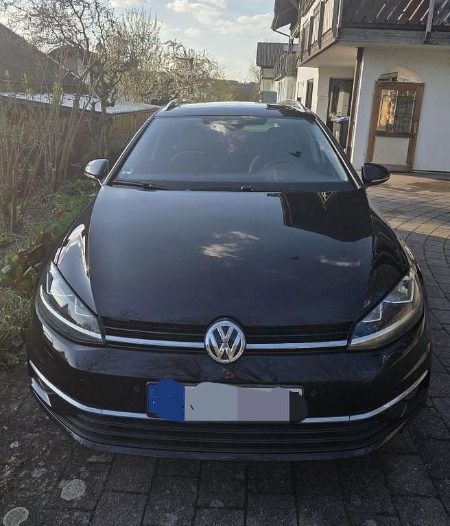Gebraucht VW Golf VII Join 150 PS (110 kW) 2018 Schwarz Kombi