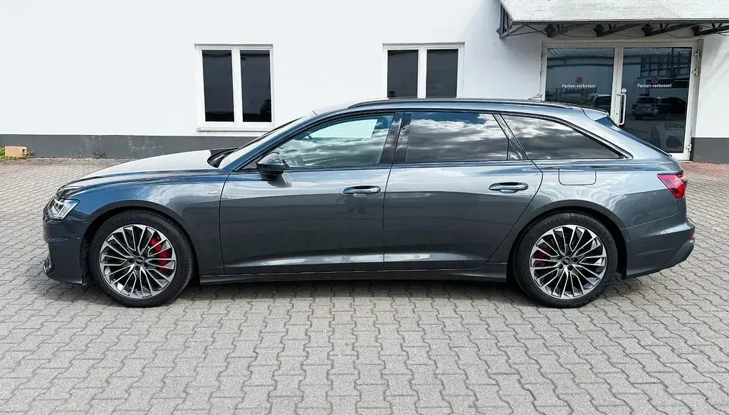 Gebraucht Audi A6 S-Line 367 PS (269 kW) 2023 Grau Kombi
