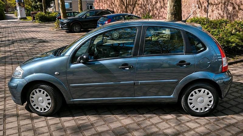 Gebraucht Citroën C3 73 PS (53 kW) 2007 Grau Kleinwagen