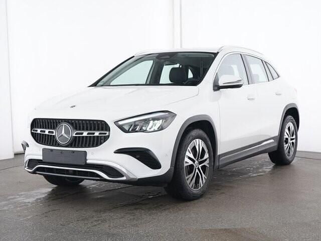 Gebraucht Mercedes GLA180 Progressive 136 PS (100 kW) 2024 Unilack polarweiß SUV