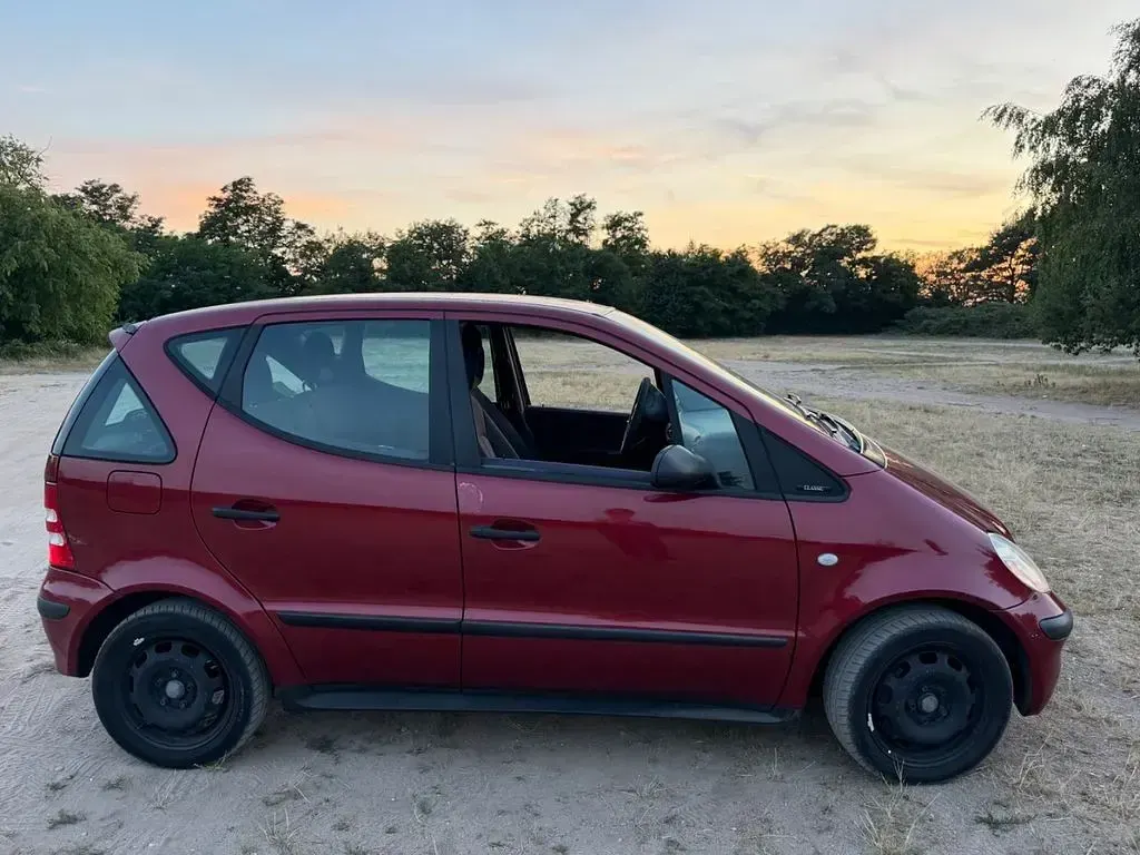 Gebraucht Mercedes A140 82 PS (60 kW) 2001 Rot Kleinwagen