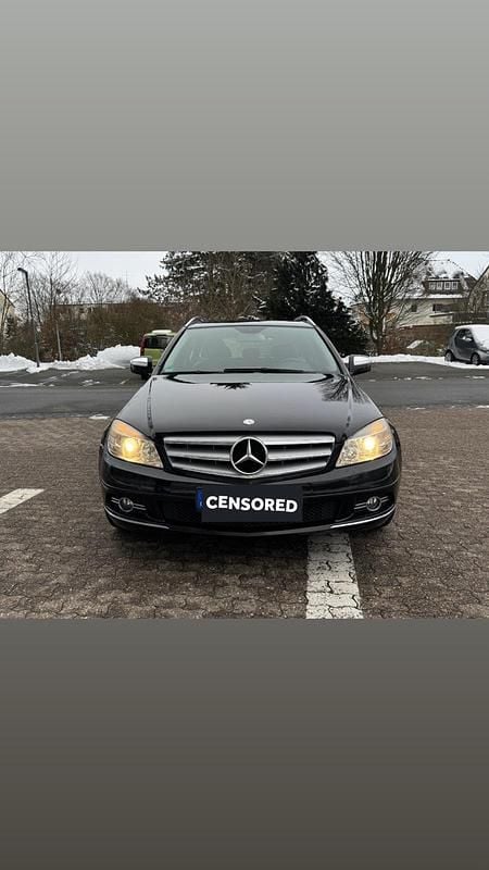 Schwarz Gebraucht 2009 Mercedes C200 Avantgarde Kombi | 3.699 € (Fairer Preis) - Bild 1/4