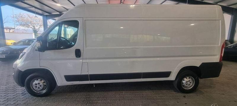 Gebraucht Peugeot Boxer 163 PS (119 kW) 2017 Weiß Van