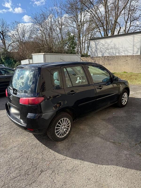 Second-hand Mazda 2 80 CP (58 kW) 2006 Negru Hatchback