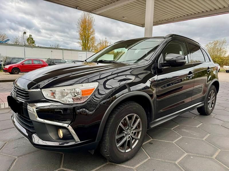 Schwarz Gebraucht 2018 Mitsubishi ASX SUV | 10.899 € - Bild 1/4