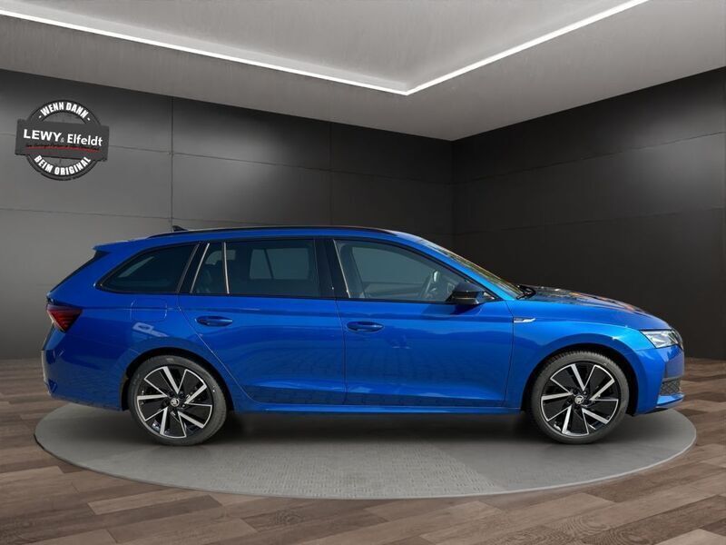 Gebraucht Skoda Octavia SportLine 150 PS (110 kW) 2024 Blau Kombi