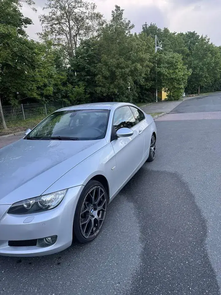 Gebraucht BMW 320 170 PS (125 kW) 2008 Coupé