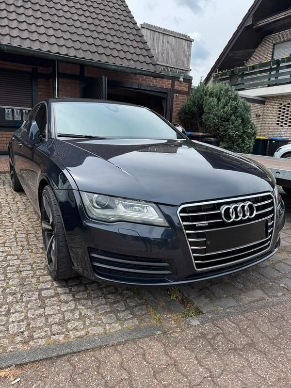 Blau Gebraucht 2012 Audi A7 Kleinwagen | 19.000 € (Guter Preis) - Bild 1/4