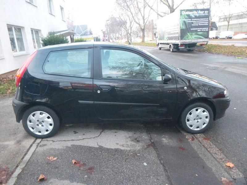 Gebraucht Fiat Punto S 60 PS (44 kW) 2000 Schwarz Kleinwagen