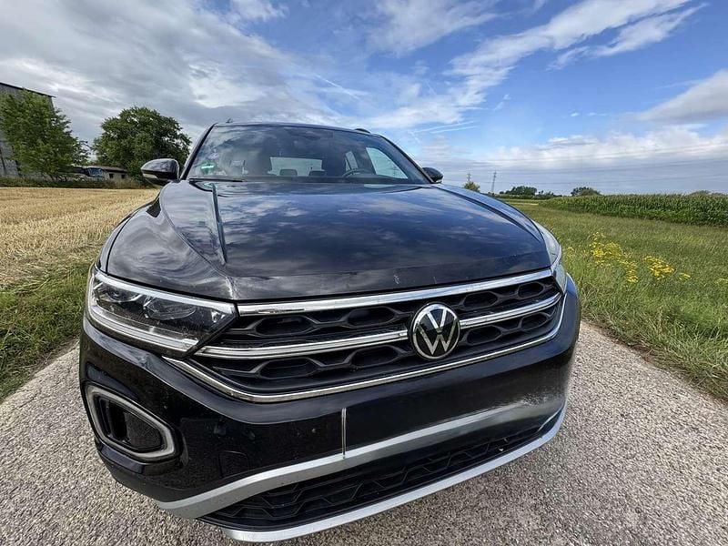 Schwarz Gebraucht 2024 VW T-Roc Move SUV | 26.600 € (Guter Preis) - Bild 1/4