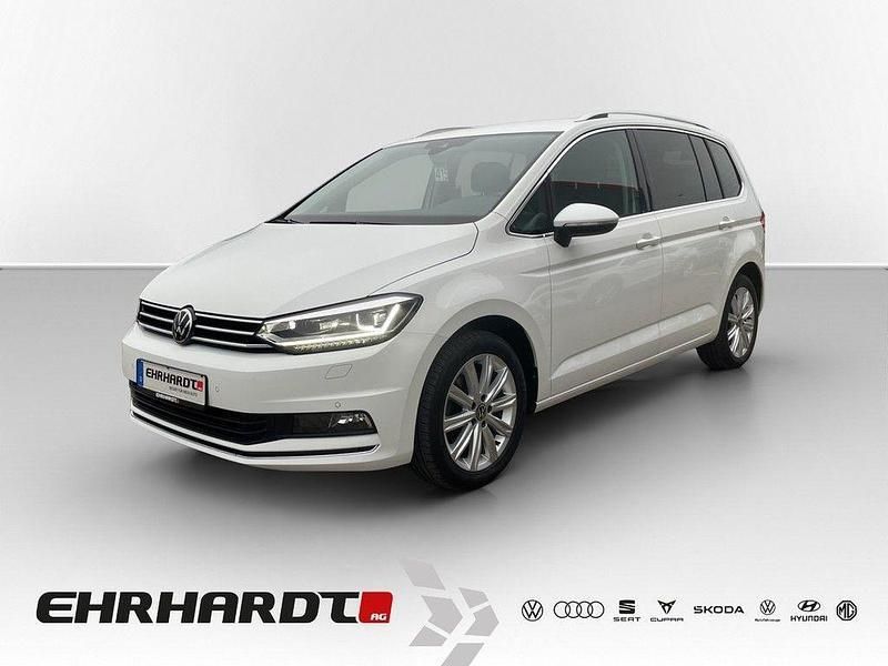 Weiß Gebraucht 2020 VW Touran Highline Van / Kleinbus | 28.490 € (Fairer Preis) - Bild 1/3