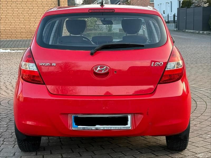 Gebraucht Hyundai i20 78 PS (57 kW) 2011 Kleinwagen