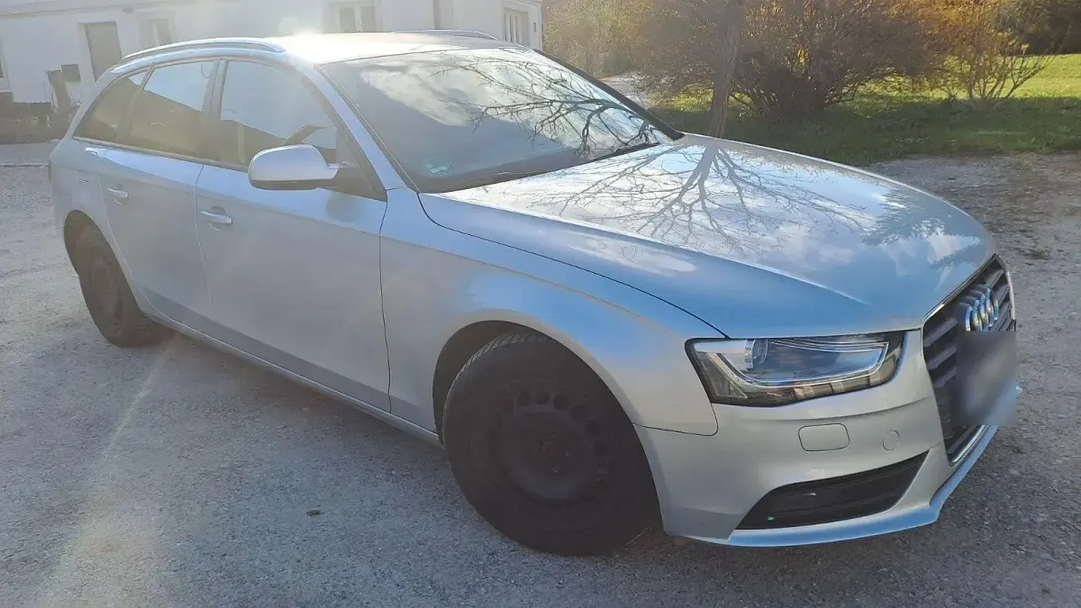 Używany Audi A4 Ambition 150 KM (110 kW) 2013 Srebrny Kombi