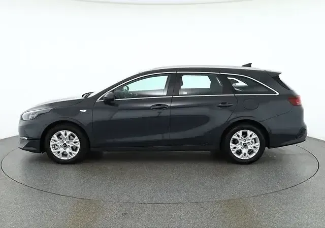 Usado Kia Ceed 136 CV (100 kW) 2021 Plateado Utilitario