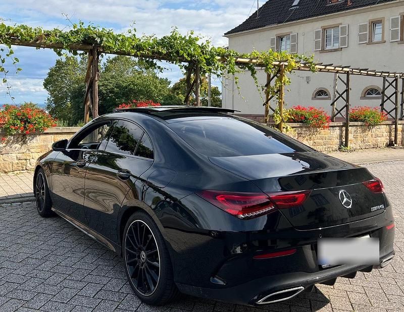 Gebraucht Mercedes CLA200 AMG line 163 PS (119 kW) 2022 Schwarz Coupé