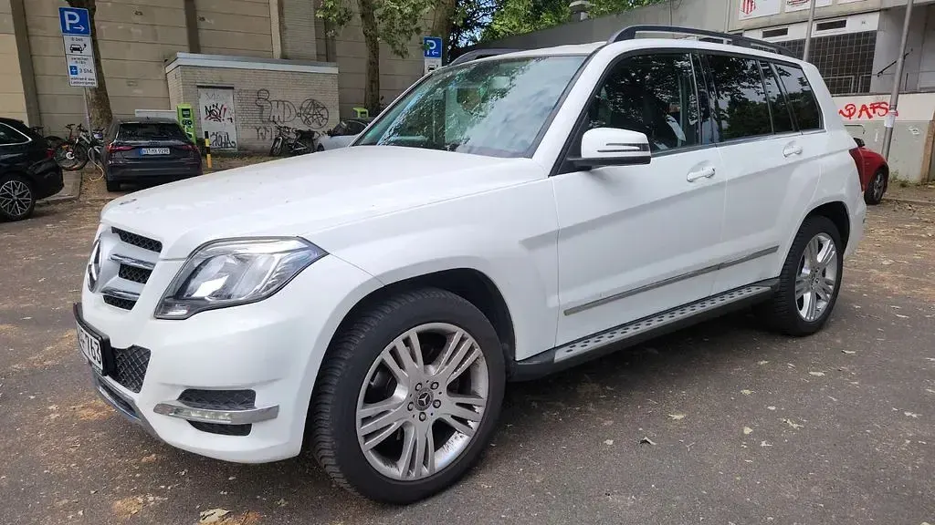 Gebraucht Mercedes GLK250 204 PS (150 kW) 2013 Weiß SUV