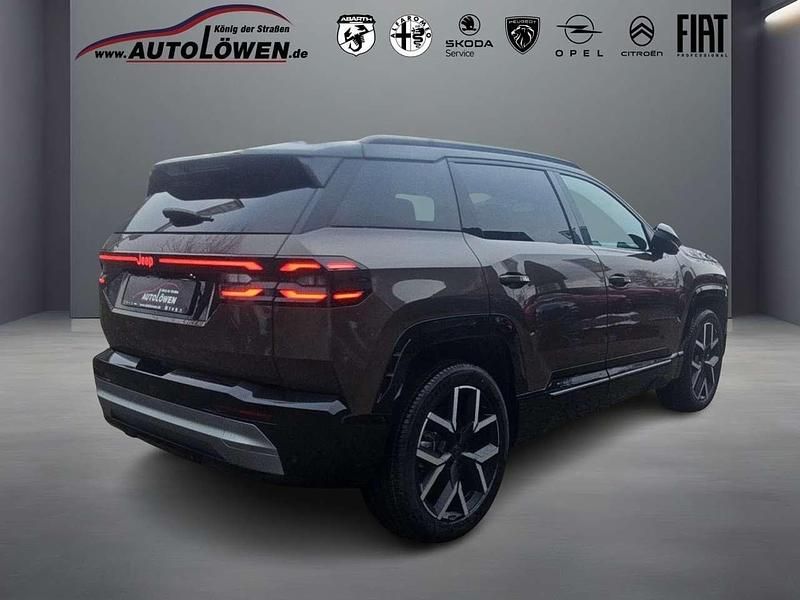 Neu Jeep Compass 156 kW (213 PS) 2026 Amazonia green mit dach in vul SUV