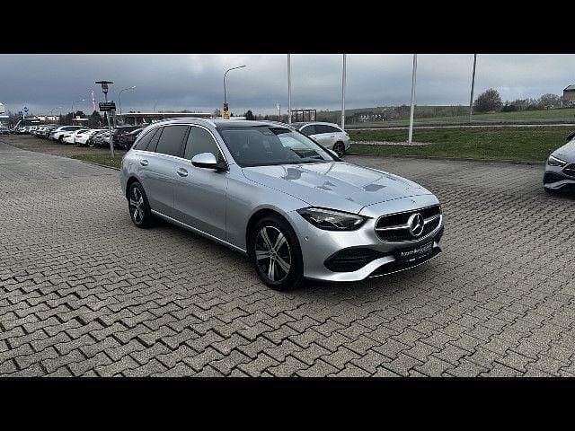 Gebraucht Mercedes C300e 313 PS (230 kW) 2024