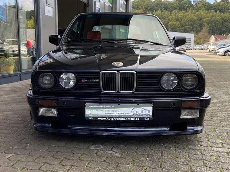 Gebraucht BMW 325 165 PS (121 kW) 1988 Schwarz Cabrio