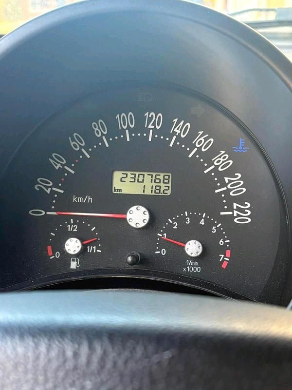 Blau Gebraucht 2000 VW Beetle Coupé | 2.300 € (Teuer) - Bild 1/1