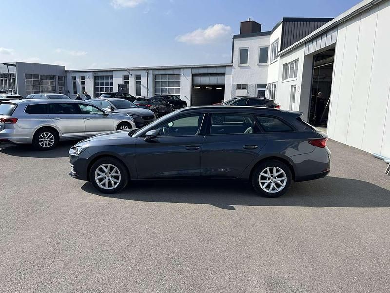 Gebraucht Seat Leon Style 131 PS (96 kW) 2020 Grau Kombi