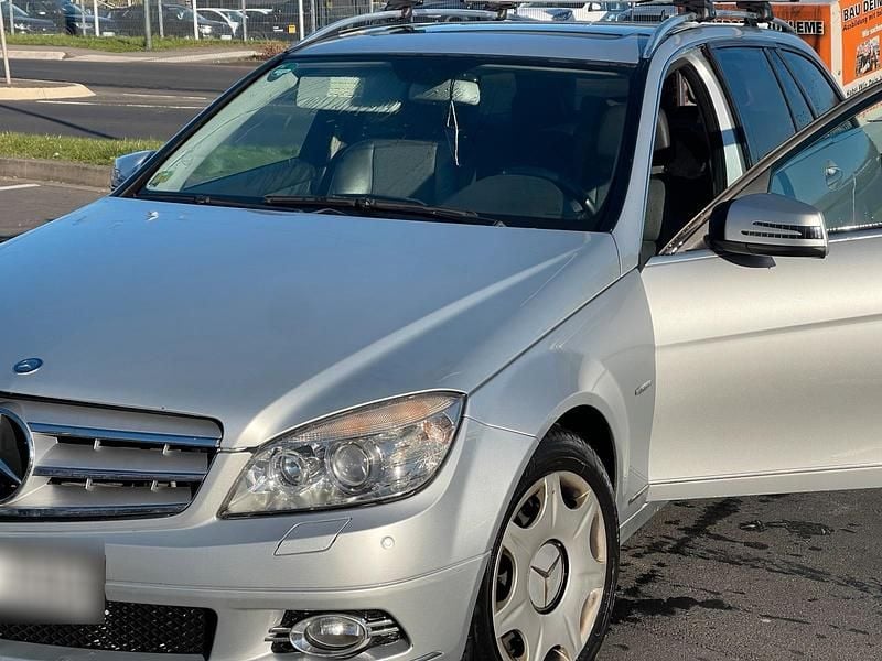 Gebraucht Mercedes C220 170 PS (125 kW) 2008 Silber Kombi