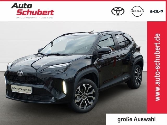 Grau Gebraucht 2025 Toyota Yaris Cross SUV | 27.970 € (Fairer Preis) - Bild 1/3