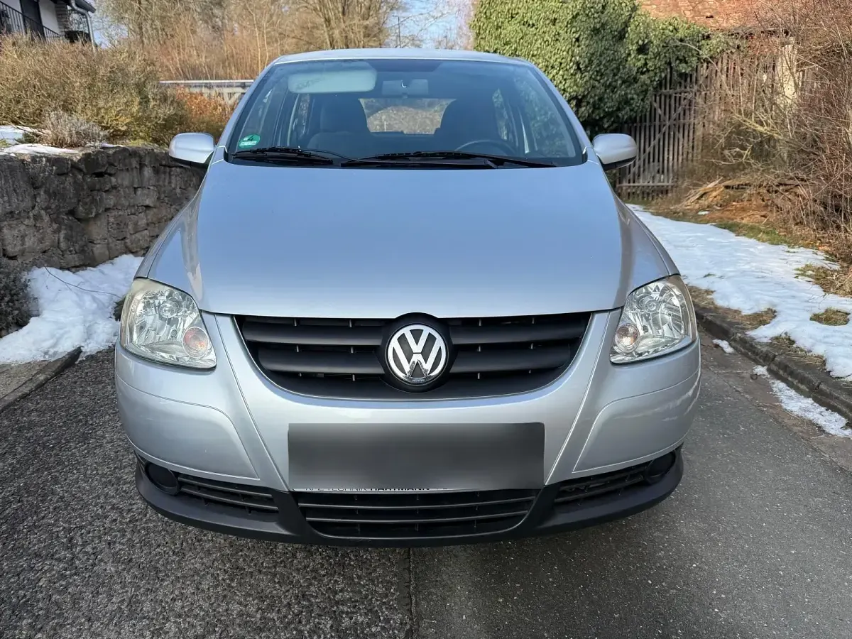 Second-hand VW Fox 54 CP (39 kW) 2009 Argintiu Hatchback