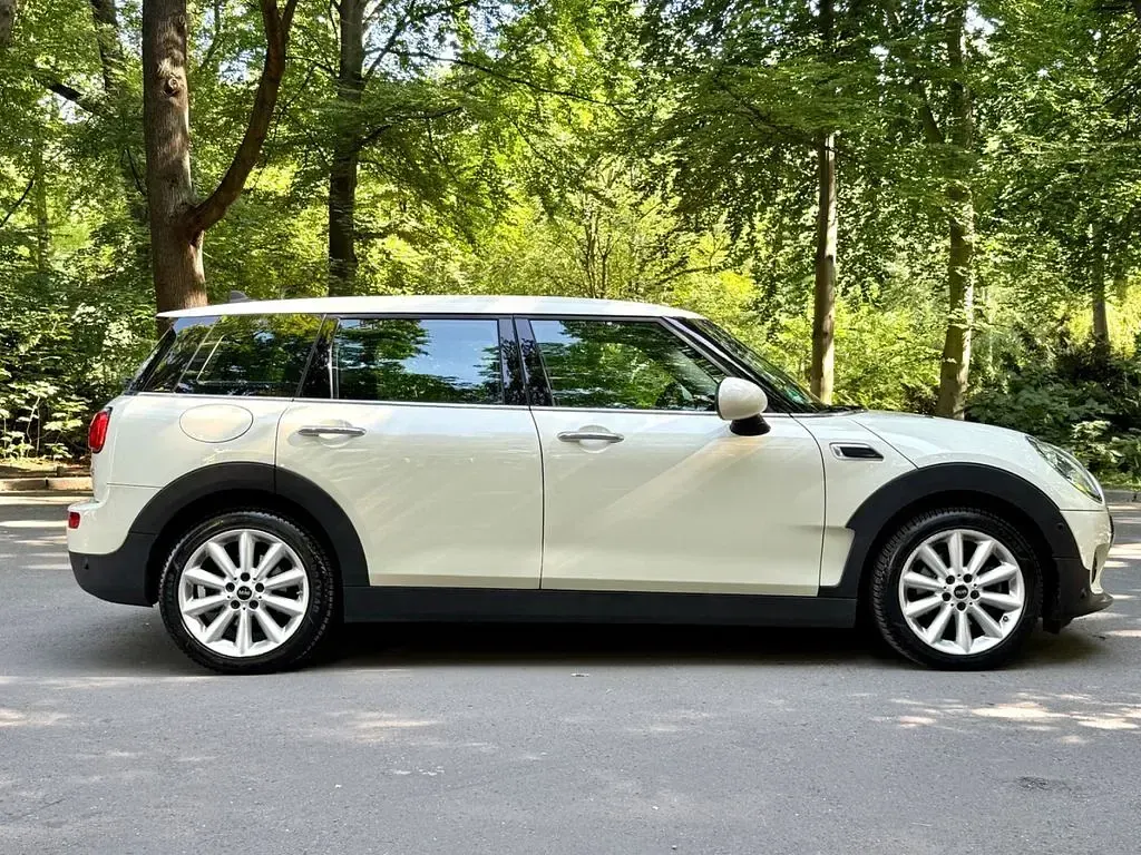 Gebraucht Mini Cooper Clubman 136 PS (100 kW) 2019 Weiß Kombi