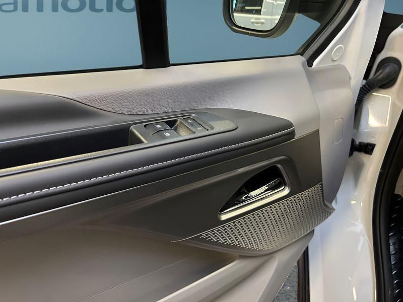 Gebraucht Maxus V70 204 PS (150 kW) 2025 Weiß Van