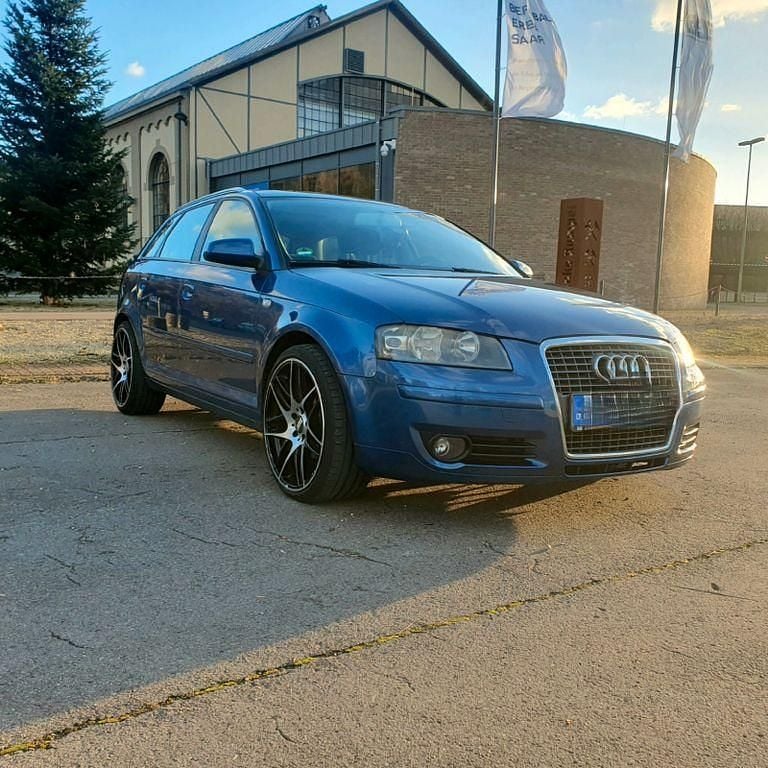 Blau Gebraucht 2006 Audi A3 Ambition Limousine | 1.990 € (Superpreis) - Bild 1/4