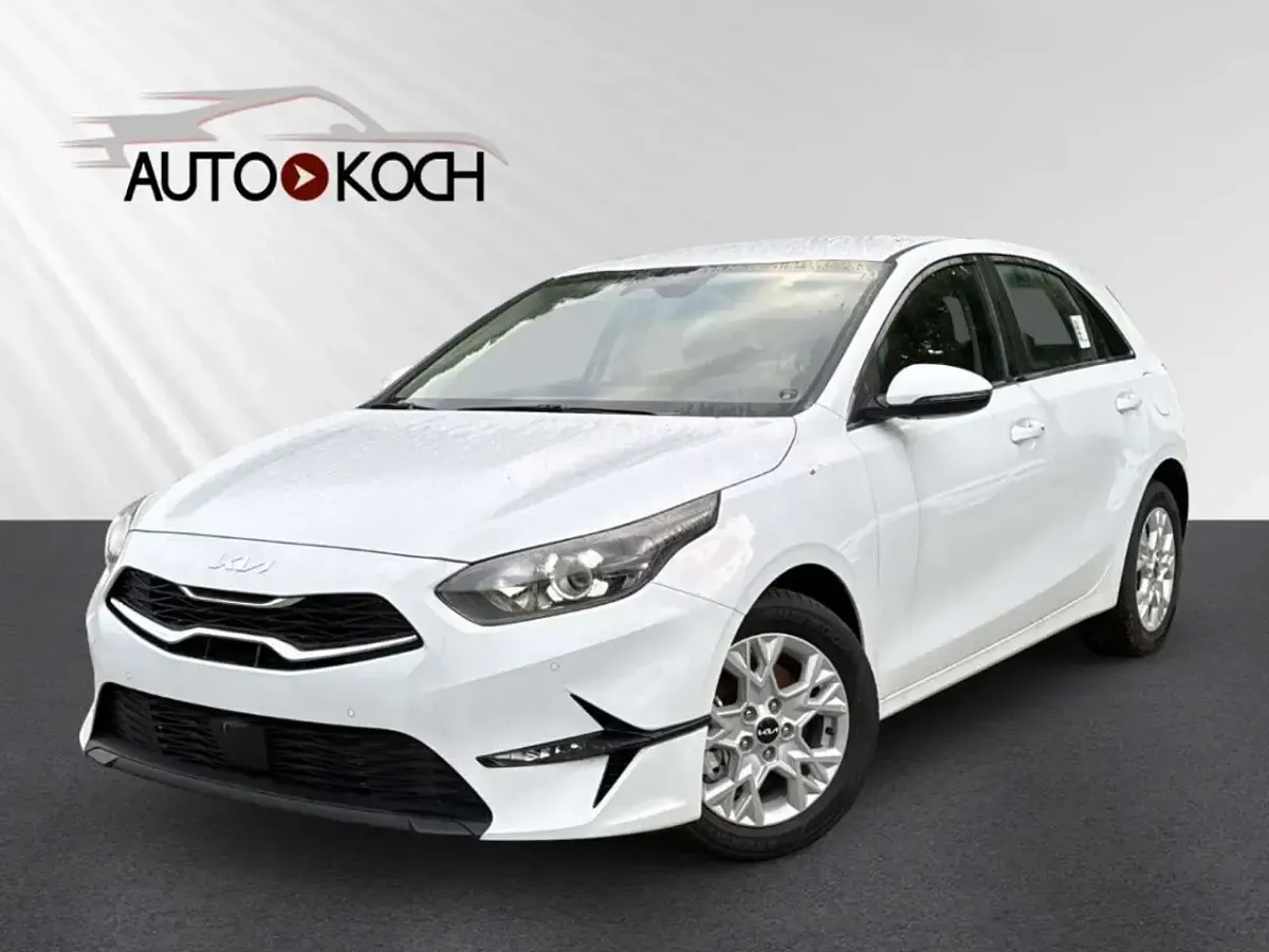 Occasion Kia Ceed 101 ch (74 kW) 2025 Blanc Citadine