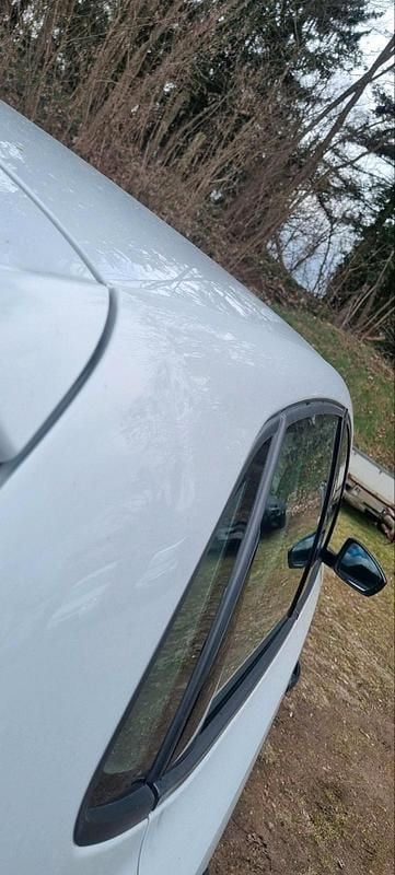 Gebraucht VW Polo R 60 PS (44 kW) 2014 Weiß Kleinwagen