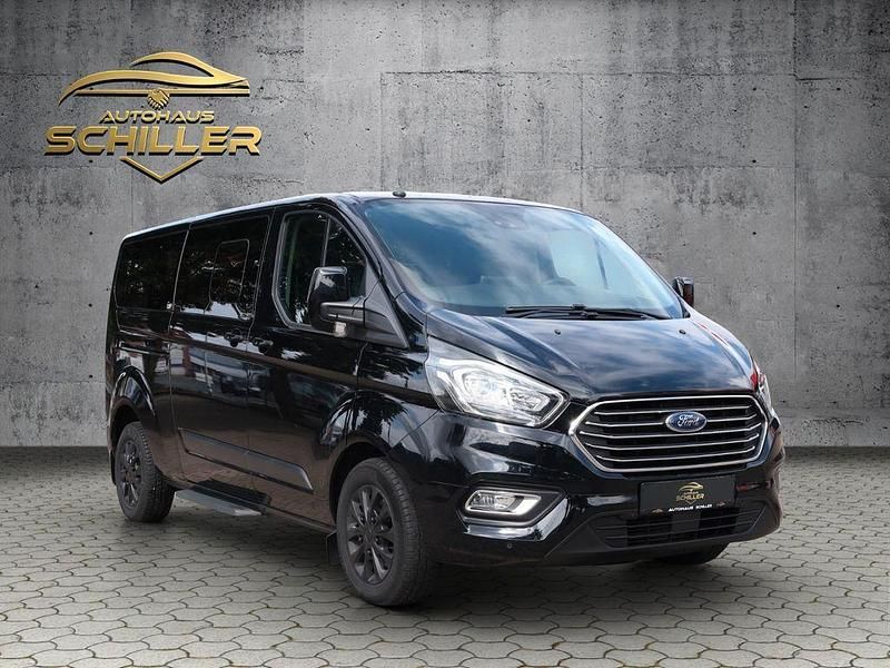Schwarz Gebraucht 2018 Ford Tourneo Custom Van / Kleinbus | 28.999 € - Bild 1/4