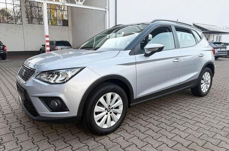 Gebraucht Seat Arona Style 116 PS (85 kW) 2018 Silber SUV