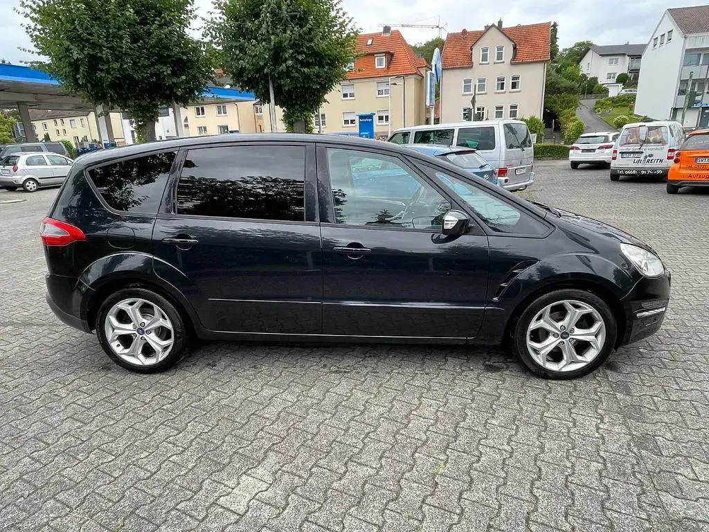 Gebraucht Ford S-MAX Trend 116 PS (85 kW) 2012 Schwarz Van / Kleinbus