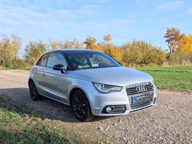 Silber Gebraucht 2014 Audi A1 S-Line Kleinwagen | 9.800 € (Guter Preis) - Bild 1/4