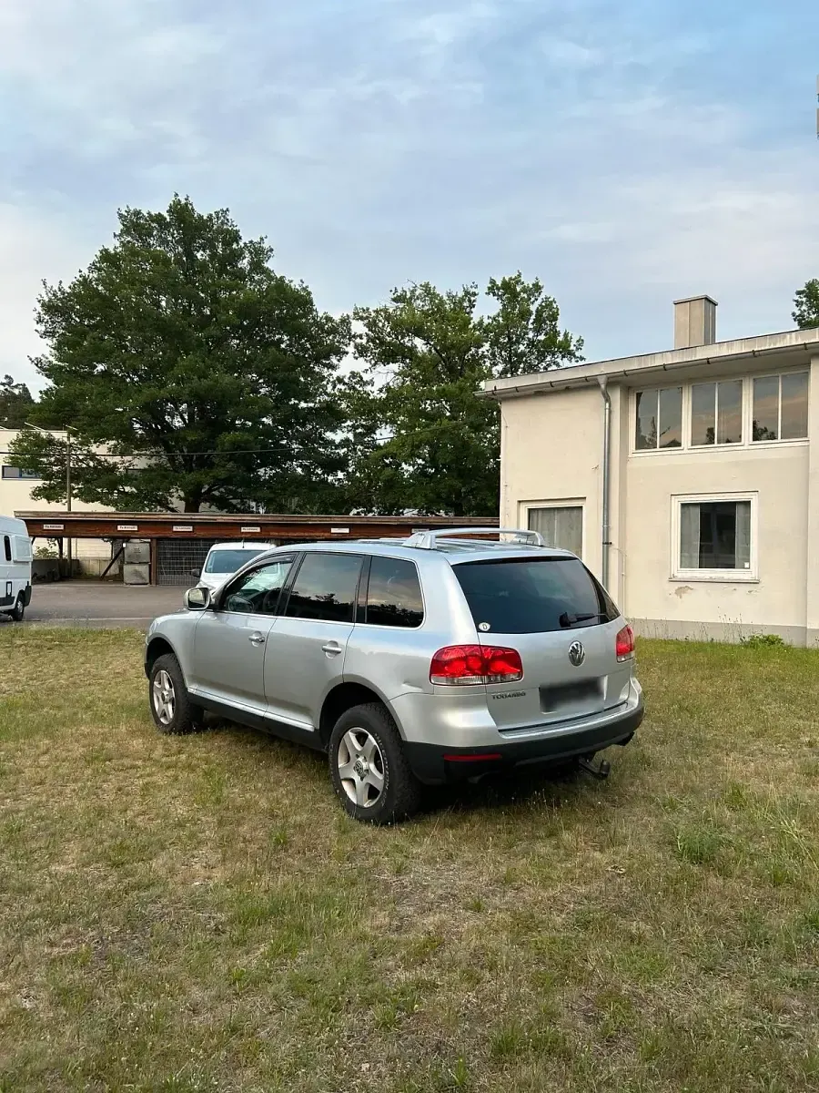 Gebraucht VW Touareg 224 PS (164 kW) 2006 Silber SUV