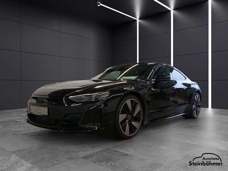 Mythosschwarz (schwarz) Gebraucht 2022 Audi e-tron GT quattro Comfort Limousine | 61.440 € (Etwas zu teuer) - Bild 1/4