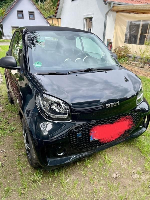 Schwarz Gebraucht 2020 Smart ForTwo Electric Drive Coupé | 8.295 € (Fairer Preis) - Bild 1/4