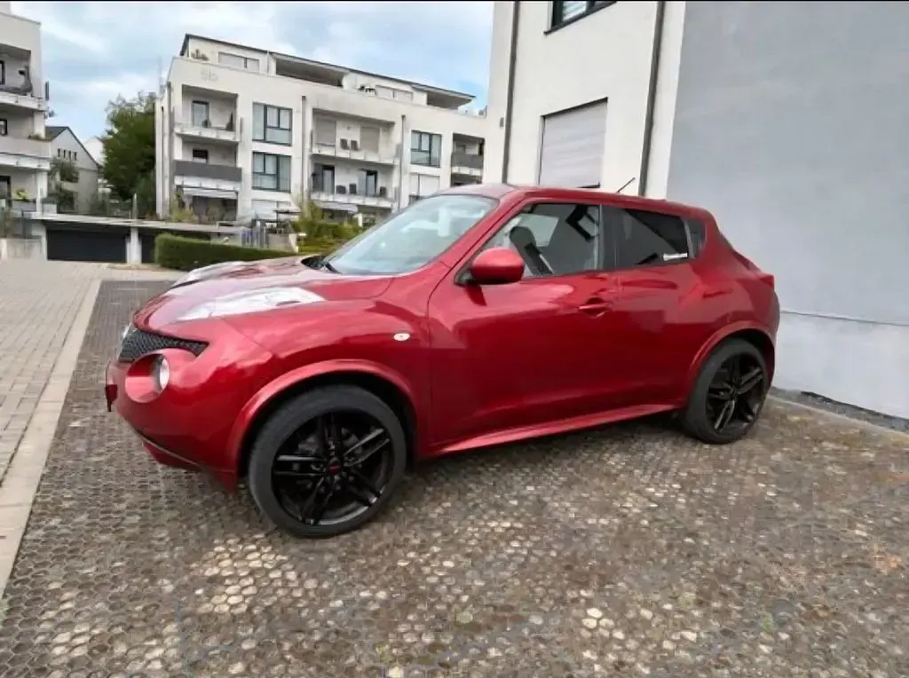 Używany Nissan Juke Acenta 190 KM (139 kW) 2010 Czarny SUV