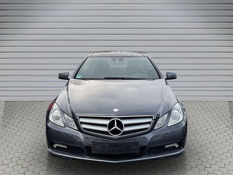 Gebraucht Mercedes E350 292 PS (214 kW) 2010 Grau Coupé