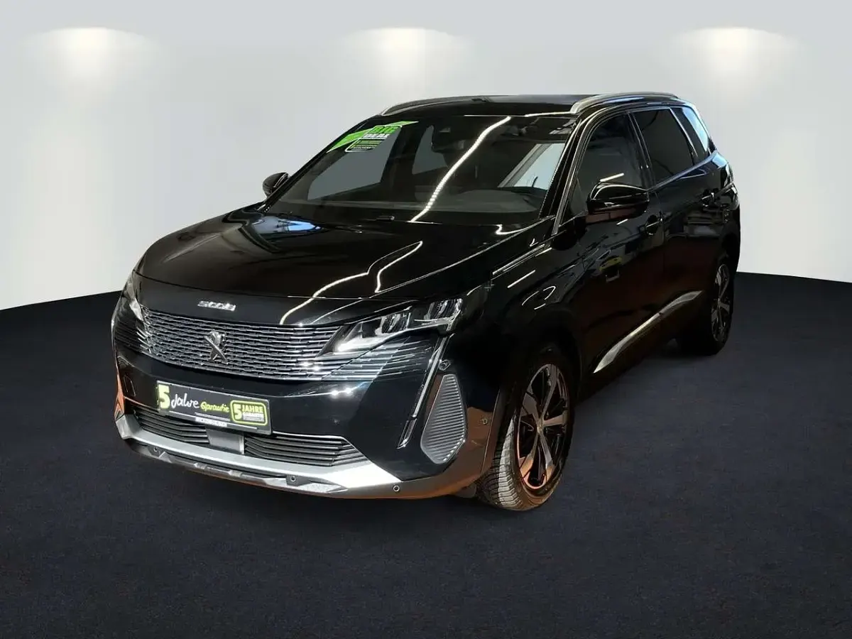 Gebraucht Peugeot 5008 Allure 131 PS (96 kW) 2023 Schwarz SUV