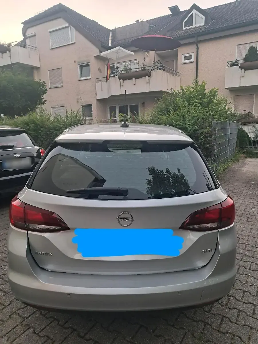 Gebraucht Opel Astra 110 PS (80 kW) 2017 Silber Kombi